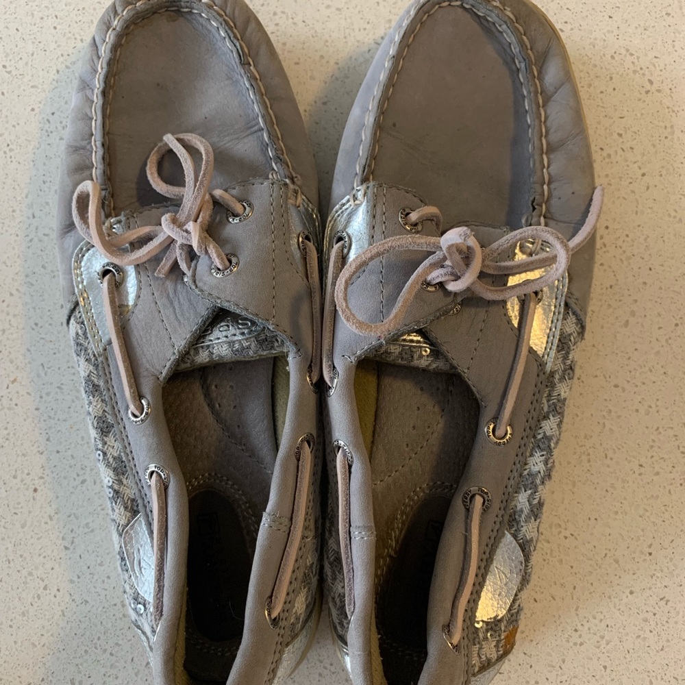 Gray women’s Sperry’s